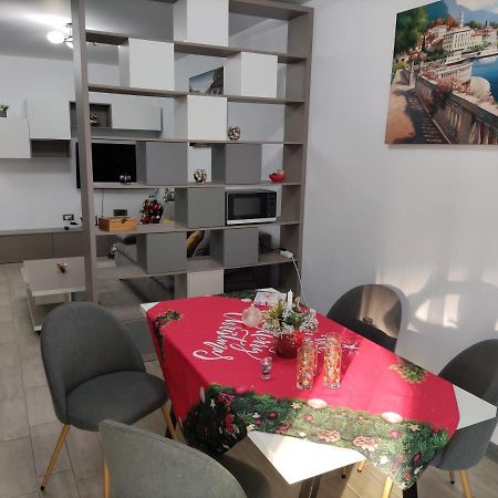 Teemo Beach Apartment, Alezzi Beach Resort Năvodari Eksteriør billede