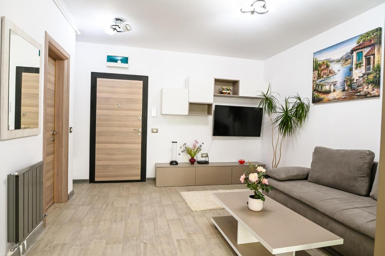 Teemo Beach Apartment, Alezzi Beach Resort Năvodari Eksteriør billede