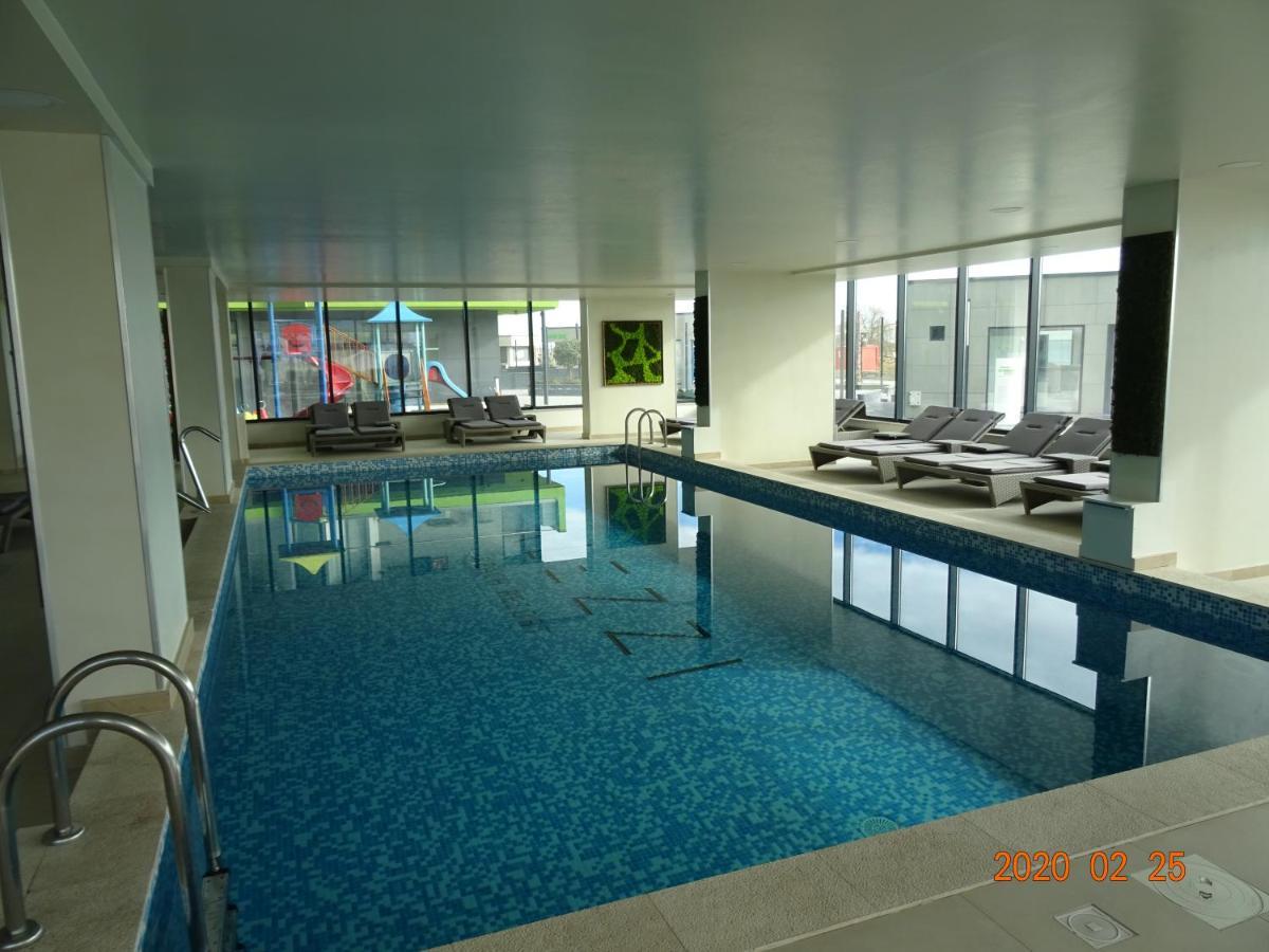 Teemo Beach Apartment, Alezzi Beach Resort Năvodari Eksteriør billede