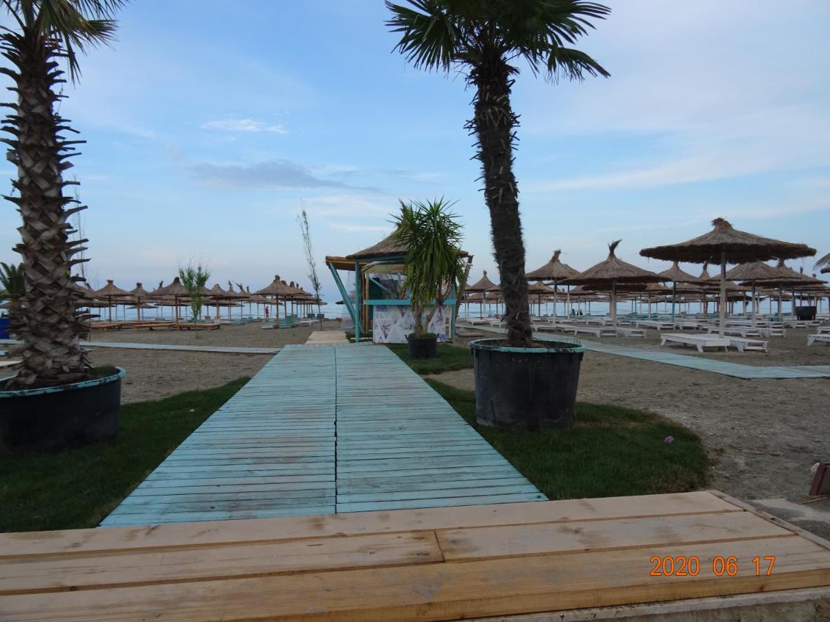 Teemo Beach Apartment, Alezzi Beach Resort Năvodari Eksteriør billede