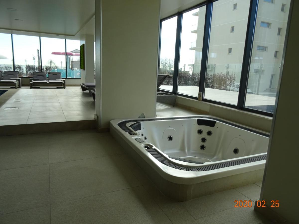 Teemo Beach Apartment, Alezzi Beach Resort Năvodari Eksteriør billede